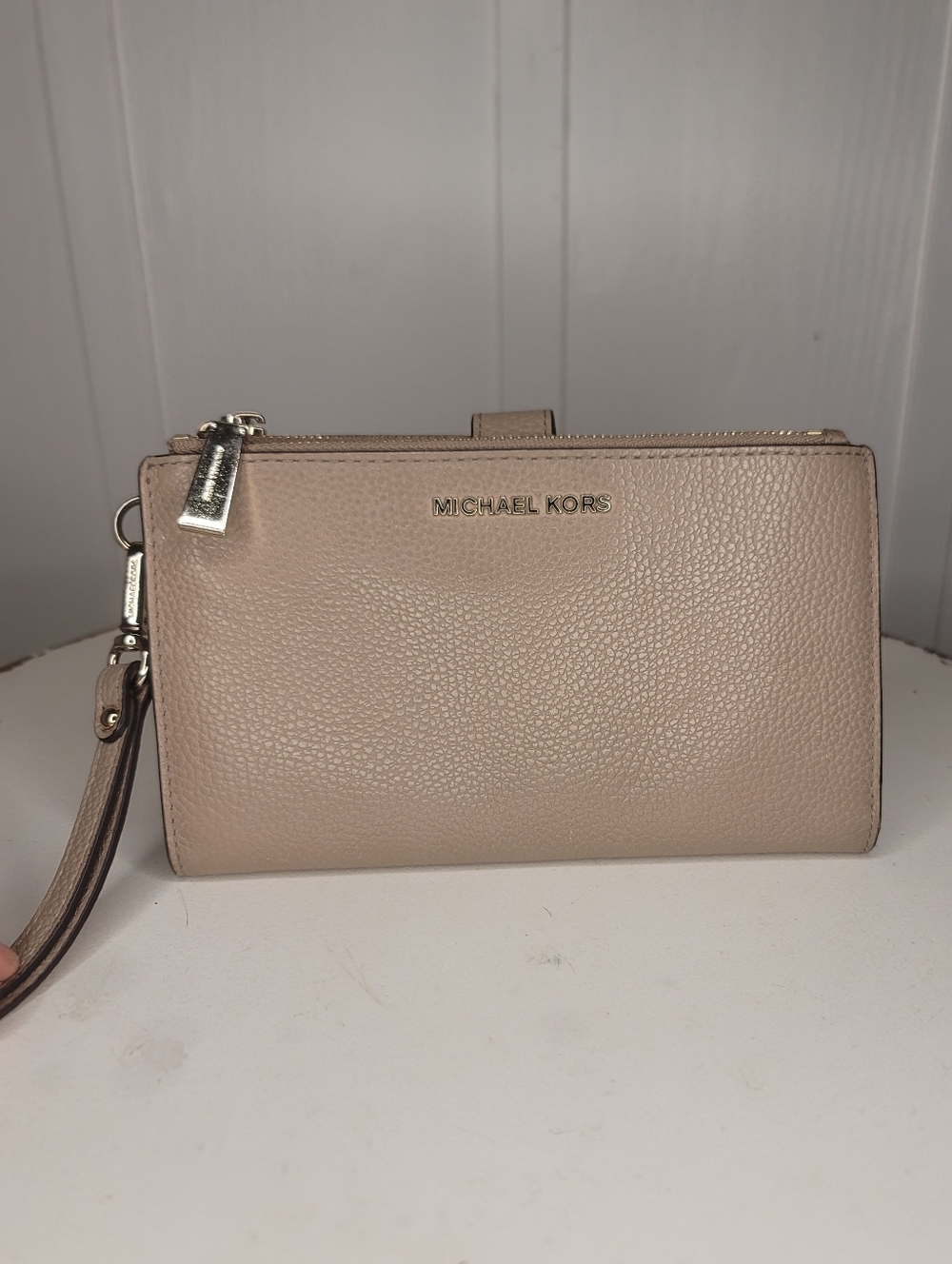 Michael Kors Adele Leather Smartphone Wallet
